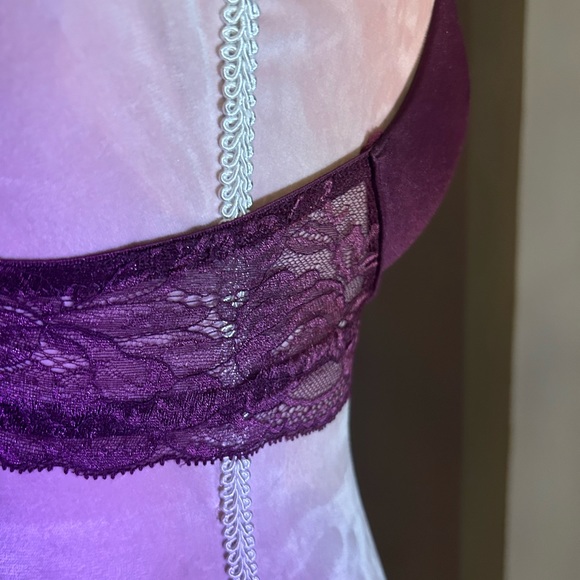 Shiny dark purple/ mauve lace bra with double straps - Picture 7 of 9